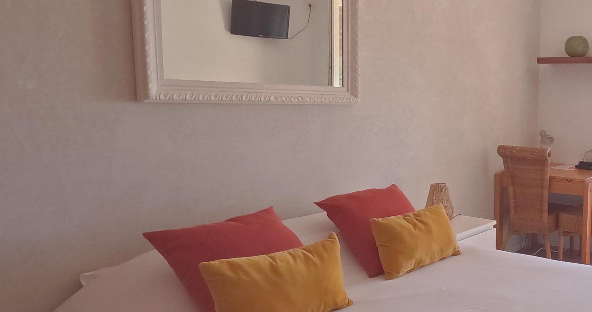 Azur Hotel Le Lavandou Eksteriør billede