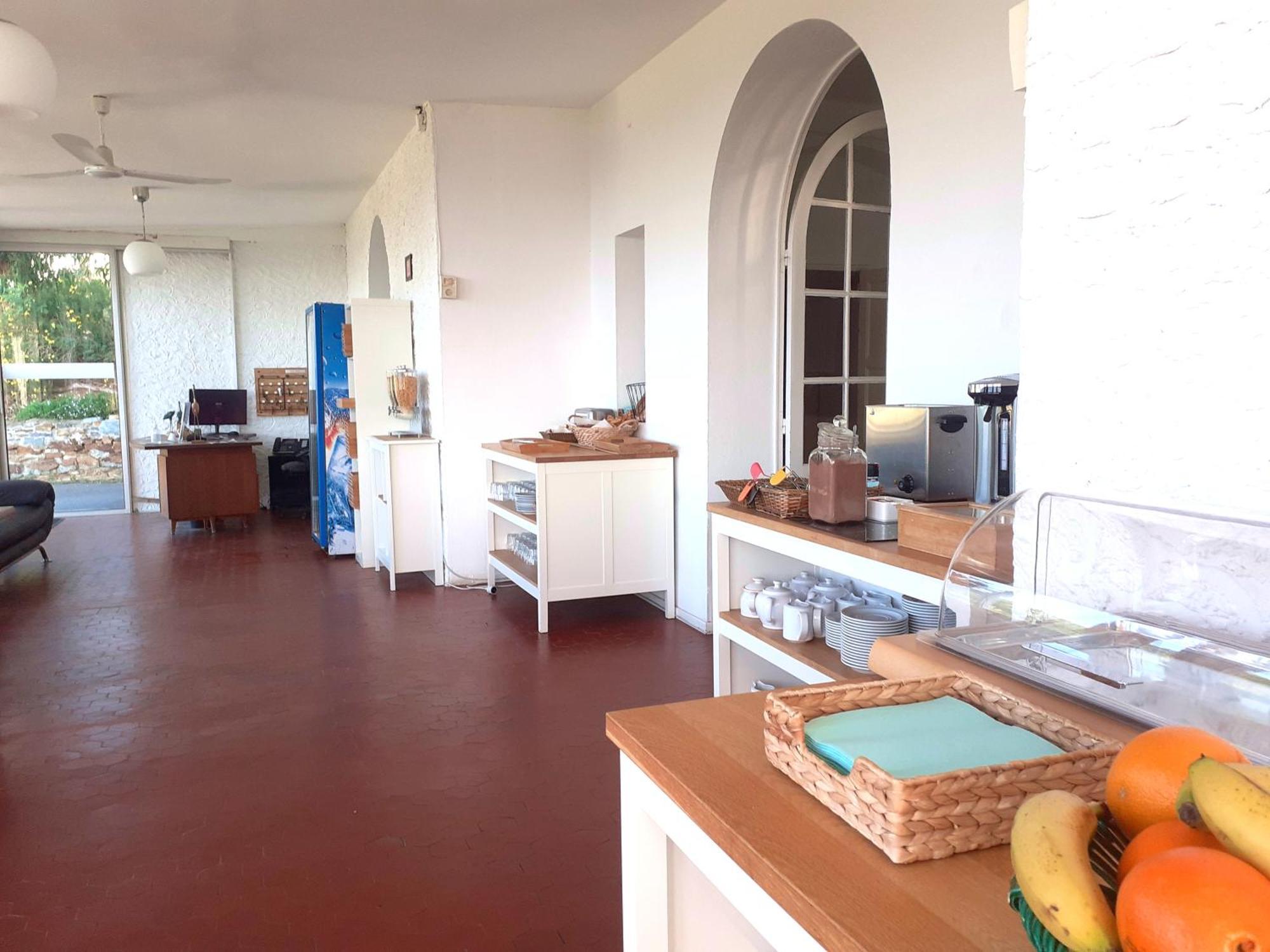 Azur Hotel Le Lavandou Eksteriør billede