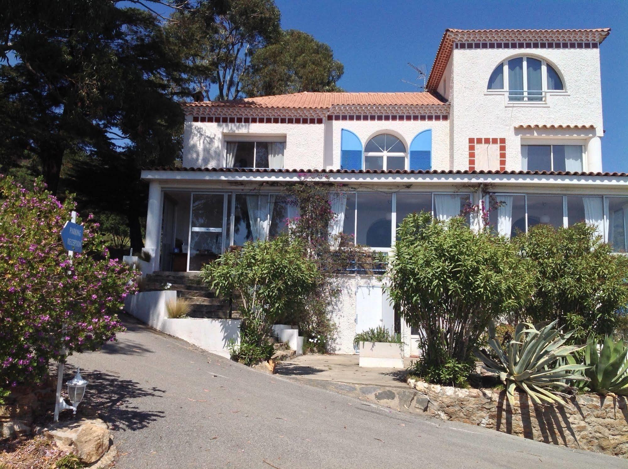 Azur Hotel Le Lavandou Eksteriør billede