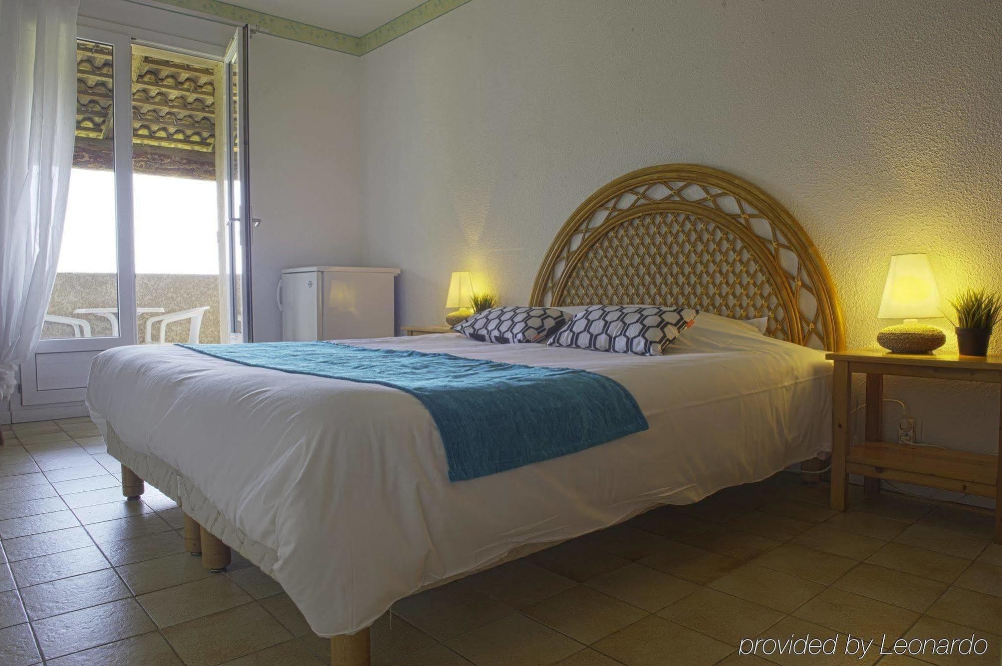 Azur Hotel Le Lavandou Eksteriør billede
