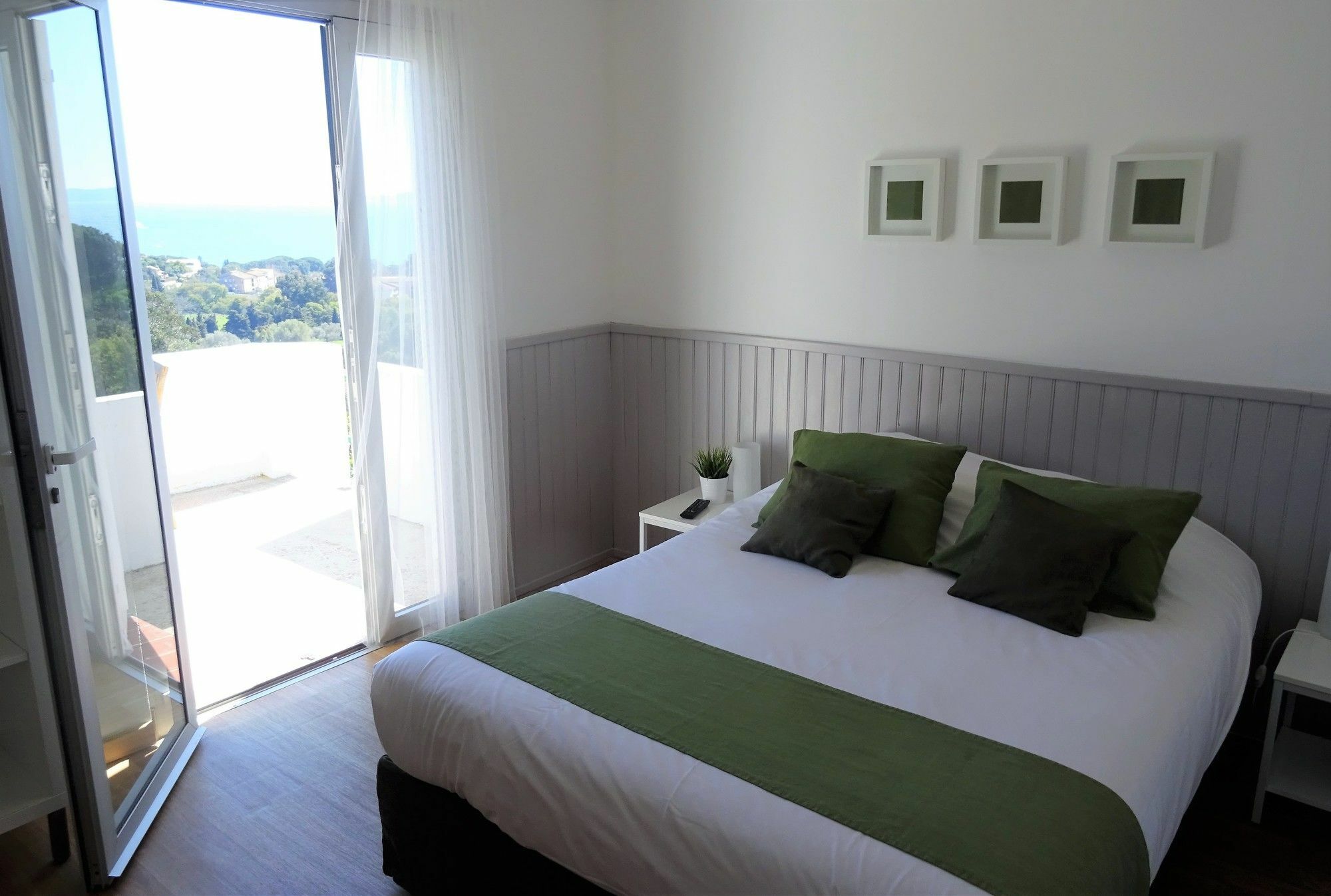 Azur Hotel Le Lavandou Eksteriør billede